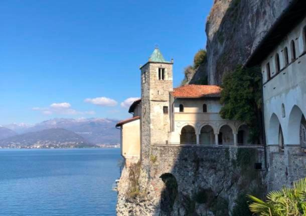 Casa Anna - Parco Hermitage Porto Valtravaglia Esterno foto